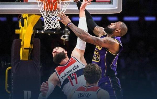 好牛配资 NBA-詹姆斯21+10+13 湖人送奇才11连败